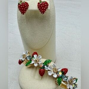 Strawberry Fairycore Bracelet Clamper and earrings